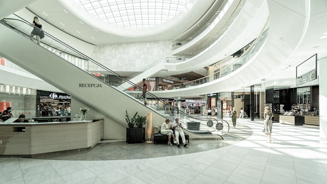 services-01 Shopping Center
